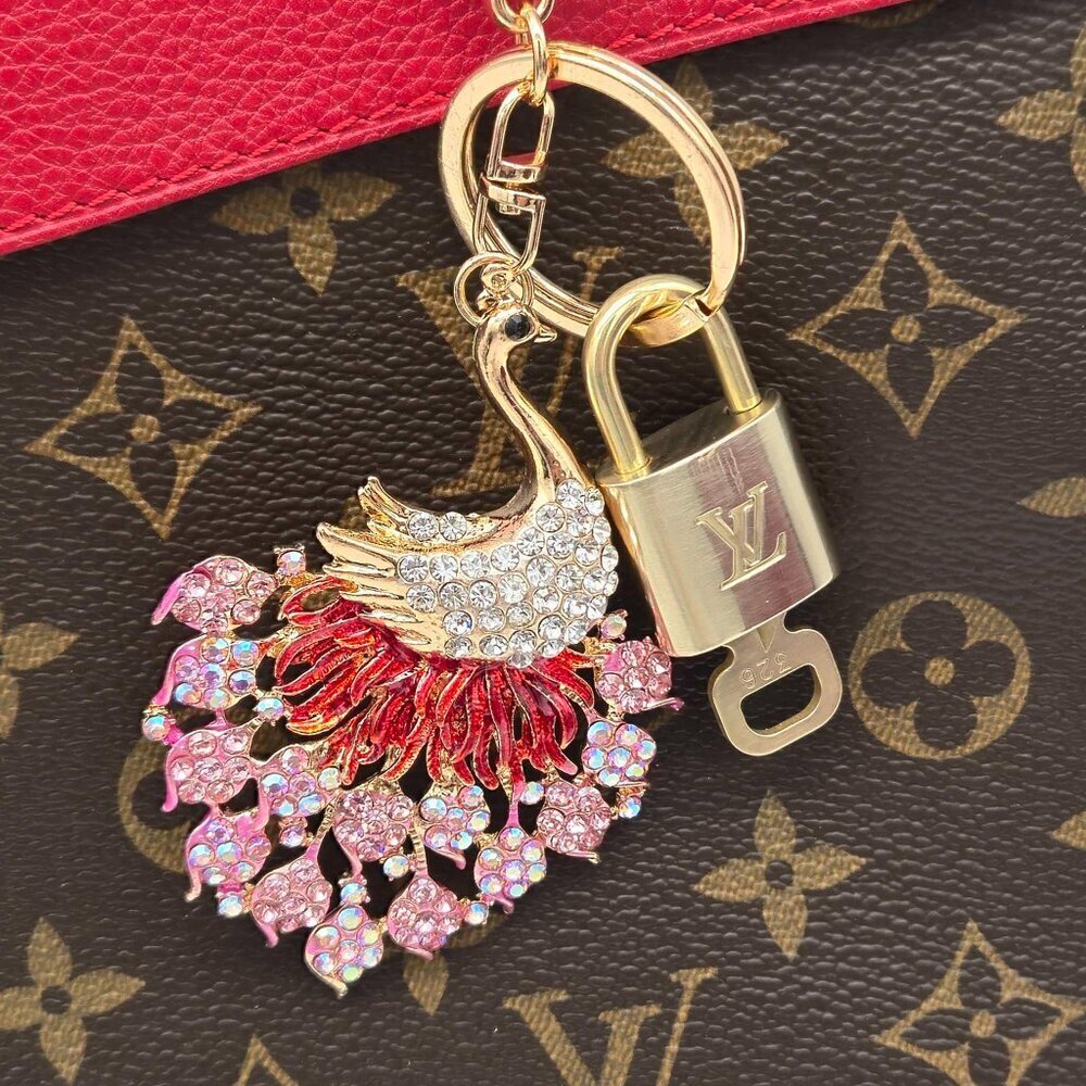 LV Authentic Gold Lock & Key 🔑 Luxury Bag Charm w/ Unbranded Peacock Keychain - Picture 8 of 8